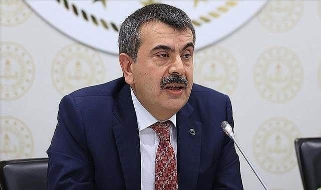 Bakan Tekin’den 23 Nisan mesajı