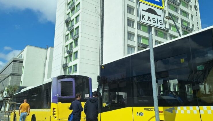 Gaziosmanpaşa’da gaz pedalı takılı kalan İETT otobüsü duraktaki otobüslere çarptı