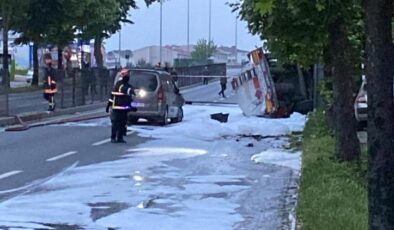 Gölcük’te tehlikeli anlar! Benzin yüklü tanker kaza yaptı… Yol kapatıldı, evler tahliye edildi