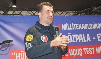 Hürkuş Test Pilotu Murat Özpala: Yapamazsınız denileni yapmak tarifsiz bir duygu