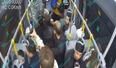 Otele saldırısında mermi isabet eden metrobüste yaşanlar kameraya yansıdı