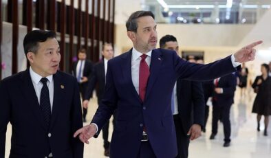 Bakan Bayraktar: Somut projeleri en kısa sürede hayata geçireceğiz