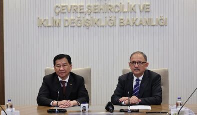 Bakan Özhaseki, Moğolistan İnşaat ve Kentsel Kalkınma Bakanı Davaasuren’i kabul etti