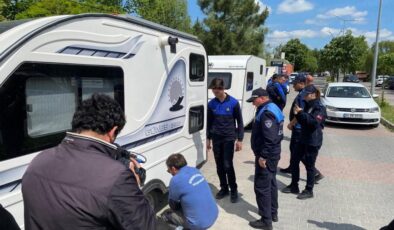 Beylikdüzü ve Büyükçekmece’de sahili işgal eden karavanlar kaldırıldı