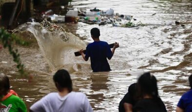 Filipinler’de Aghon Tayfunu…  3 ölü, 7 yaralı