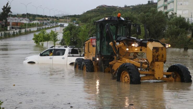 Hatay’da eğitime 1 gün ara verildi