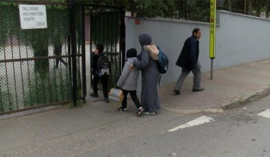 Öğretmenler öldürülen meslektaşları İbrahim Oktugan için grevde… İstanbul’da okullar boş kaldı