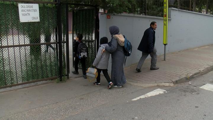 Öğretmenler öldürülen meslektaşları İbrahim Oktugan için grevde… İstanbul’da okullar boş kaldı