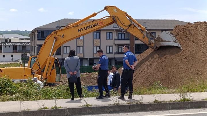 Sakarya’da korkunç olay! İnşaat kazısı sırasında elleri ve ayakları bağlı ceset bulundu