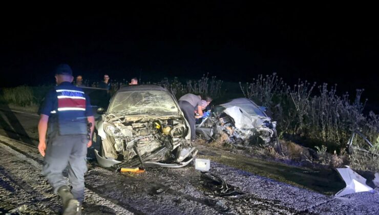 Tekirdağ’da kahreden olay! Oğlunun kullandığı otomobili sollamaya çalışan baba, kazaya neden oldu: 3 ölü, 5 yaralı