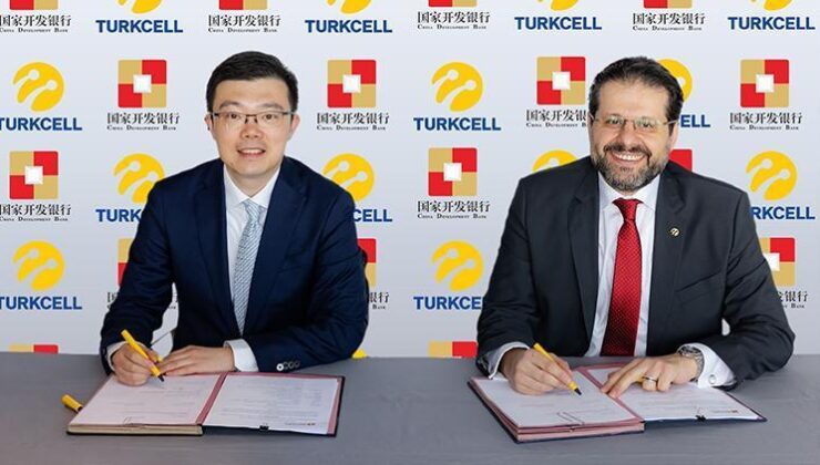 Turkcell Çin Kalkınma Bankası ile anlaşma imzaladı