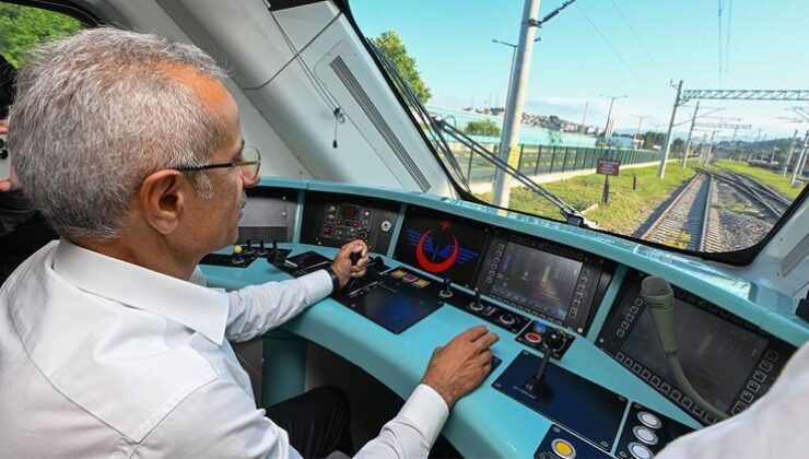 Yerli ve milli elektrikli tren seti bir yaşında