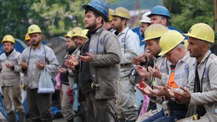 Zonguldak’taki grizu patlamasında hayatını kaybeden 30 madenci anıldı