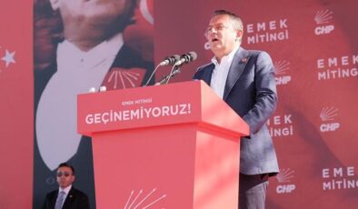 CHP lideri Özgür Özel ‘Emek Mitingi’nde konuştu: Geçim olmazsa seçim olur