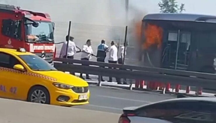 Esenyurt’ta korkutan metrobüs yangını