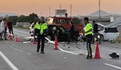 Konya’da feci kaza: 4 can kaybı, 2 bebek yaralı