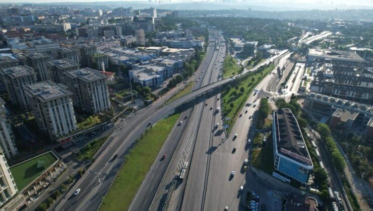 Kurban Bayramı’nın ilk gününde İstanbul’da yollar boş kaldı