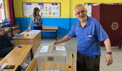 Tekrarlanan muhtarlık seçiminde eşinin yerine aday oldu