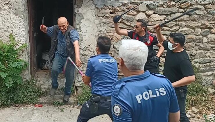 Bursa’da çöp evini temizlemeye gelen ekibe güçlük çıkardı, polisi bıçakladı