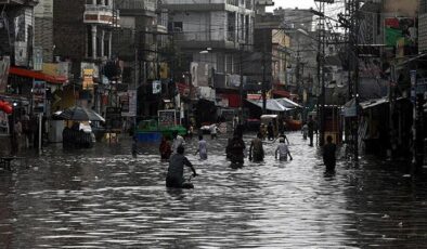 Muson yağmurları Pakistan’ı vurdu: 24 kişi hayatını kaybetti