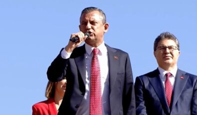 CHP lideri Özel: Şehit analarının, şehit babalarının rızası olmayacak hiçbir şeyin tarafında değiliz