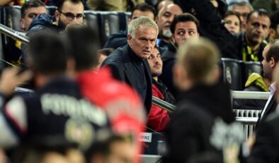 Jose Mourinho’dan flaş ‘kırmızı kart’ yorumu: Fenerbahçe’den sonra gideceğim takım…