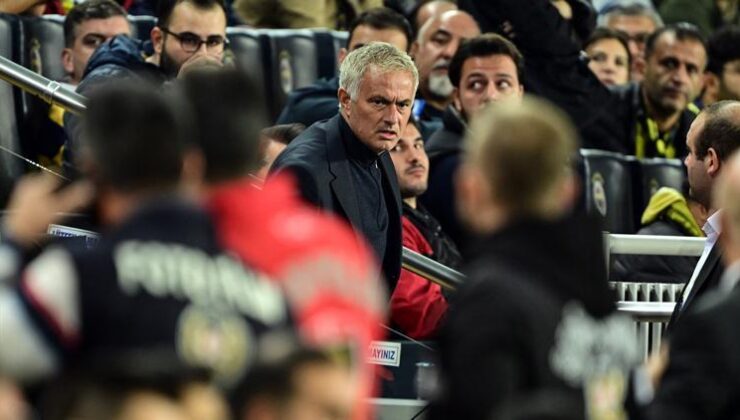 Jose Mourinho’dan flaş ‘kırmızı kart’ yorumu: Fenerbahçe’den sonra gideceğim takım…