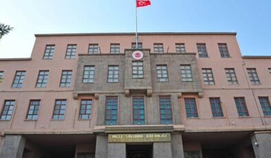 MSB: Başta FETÖ olmak üzere tüm terör örgütleriyle mücadelemiz kararlılıkla devam edecektir