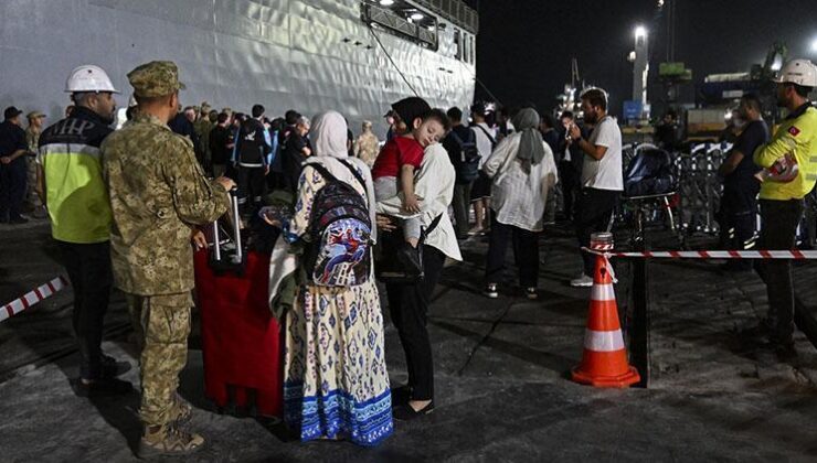 TCG Sancaktar Mersin’e ulaştı: ‘Vatanımızda olmak çok güzel bir duygu’