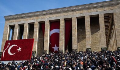 Anıtkabir’i 10 Kasım’da, 1 milyon 92 bin 365 kişi ziyaret etti