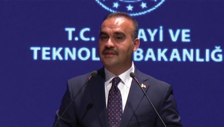 Bakan Kacır’dan Bayraktar TB3 paylaşımı: Türkler dünyada bir ilki başardı