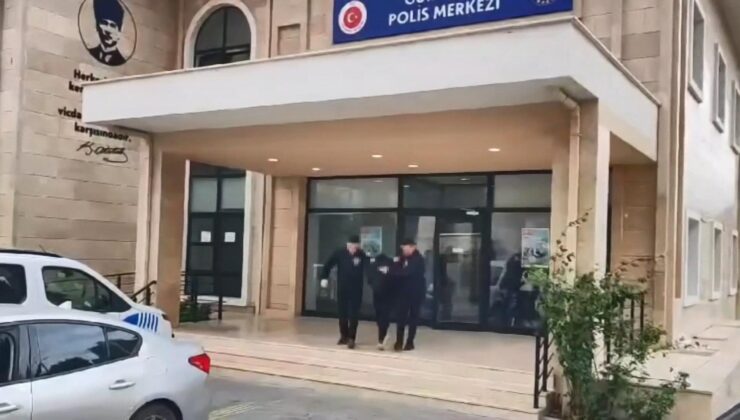 Beylikdüzü’nde AK Parti İlçe Başkanlığı’nın camlarını taşla kırmıştı… Yakalandı