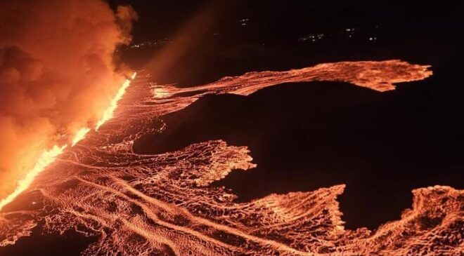 İzlanda’nın Reykjanes Yarımadası’ndaki yanardağ yeniden patladı! İnanılmaz görüntüler…