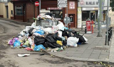 Kartal, Ataşehir, Maltepe, Beykoz ve Kadıköy’de eylem yapan temizlik işçileri nedeniyle hizmetlerde aksamalar yaşanıyor