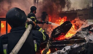 Rusya’dan Ukrayna’ya geniş çaplı hava saldırısı