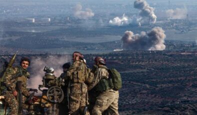 SON DAKİKA… Halep’te çatışmalar şiddetleniyor! Öğrenci yurduna bombardıman, can kaybı artıyor…