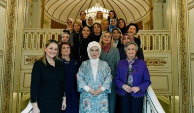 Emine Erdoğan, TOGEM-DER Yönetim Kurulu üyeleriyle bir araya geldi