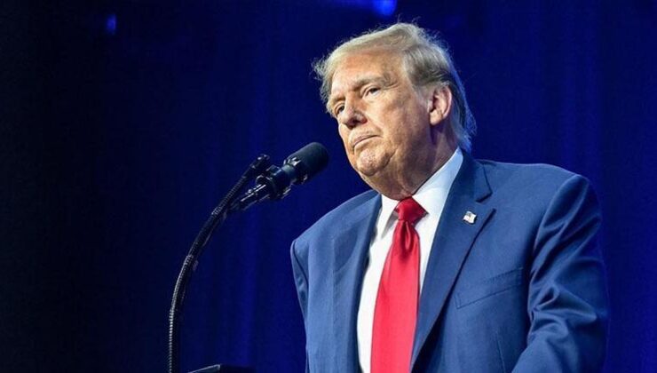 Panama’da halk meydanlara indi: Trump posteri yaktı