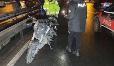 Avcılar’da bariyere çarpan motosikletteki polis yaşamını yitirdi