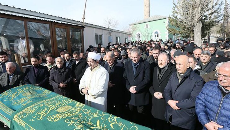 DEM Parti Eş Genel Başkanı Tuncer Bakırhan’ın babasının cenazesi toprağa verildi