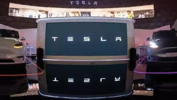 Tesla, ABD’de yaklaşık 240 bin aracını geri çağırdı