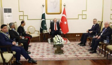 Cumhurbaşkanı Erdoğan, Pakistan kuvvet komutanlarını kabul etti