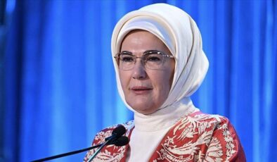 Emine Erdoğan’dan Cumhurbaşkanlığı Millet Kütüphanesi paylaşımı