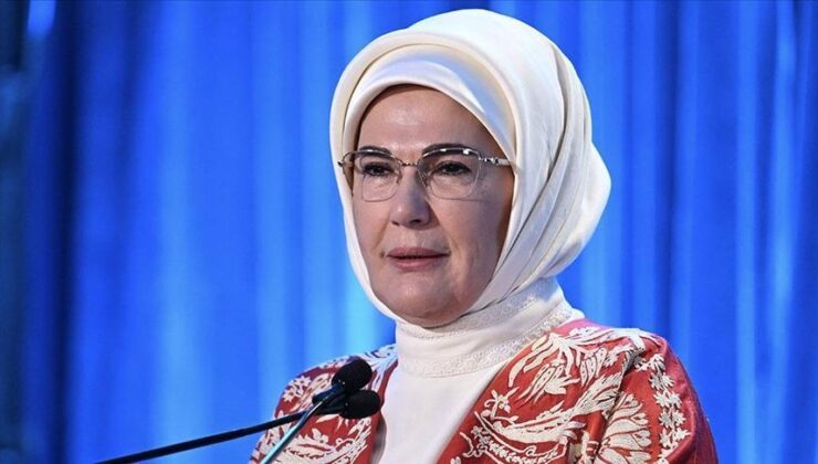 Emine Erdoğan’dan Cumhurbaşkanlığı Millet Kütüphanesi paylaşımı