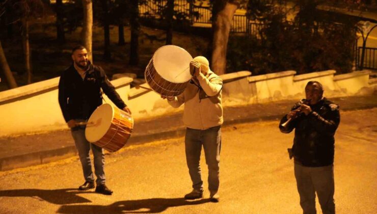 Ramazan davulcularının sahur mesaisi başladı